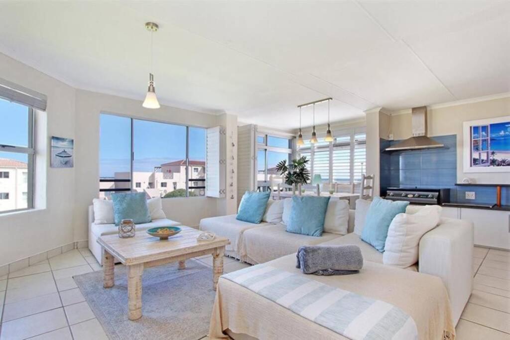 Hermanus Beach Club - 106 - Apartment With A View Exteriör bild